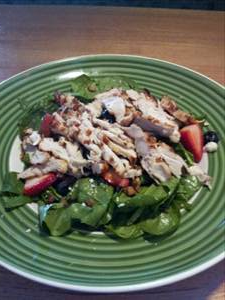 Applebee's Seasonal Berry & Spinach Salad