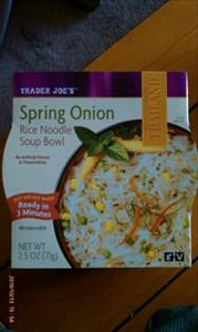 Trader Joe's Spring Onion Rice Noodle Soup Bowl