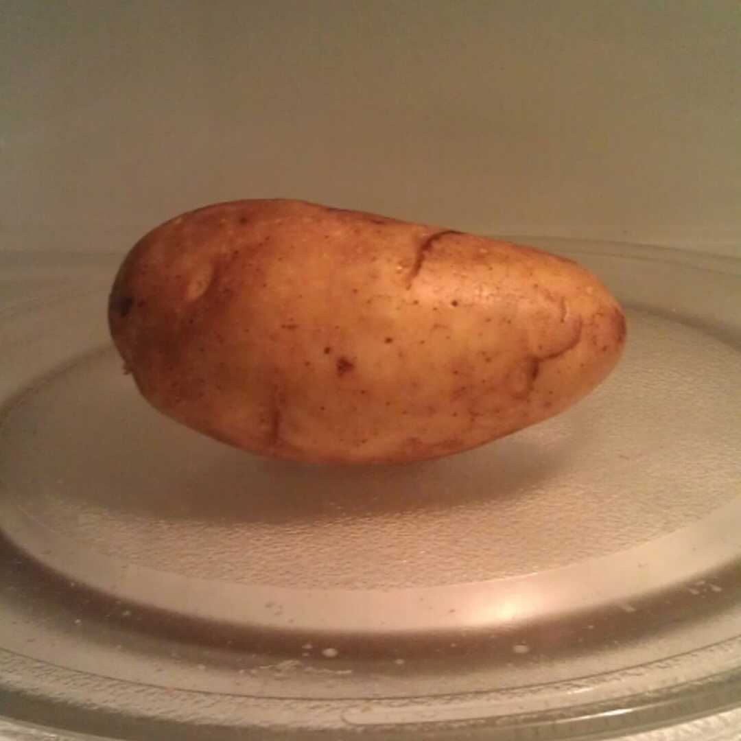 Baked Potato (Peel Not Eaten, with Salt)