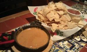 Chili's Skillet Queso with Chips