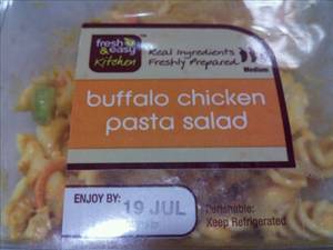 Fresh & Easy Buffalo Chicken Pasta Salad