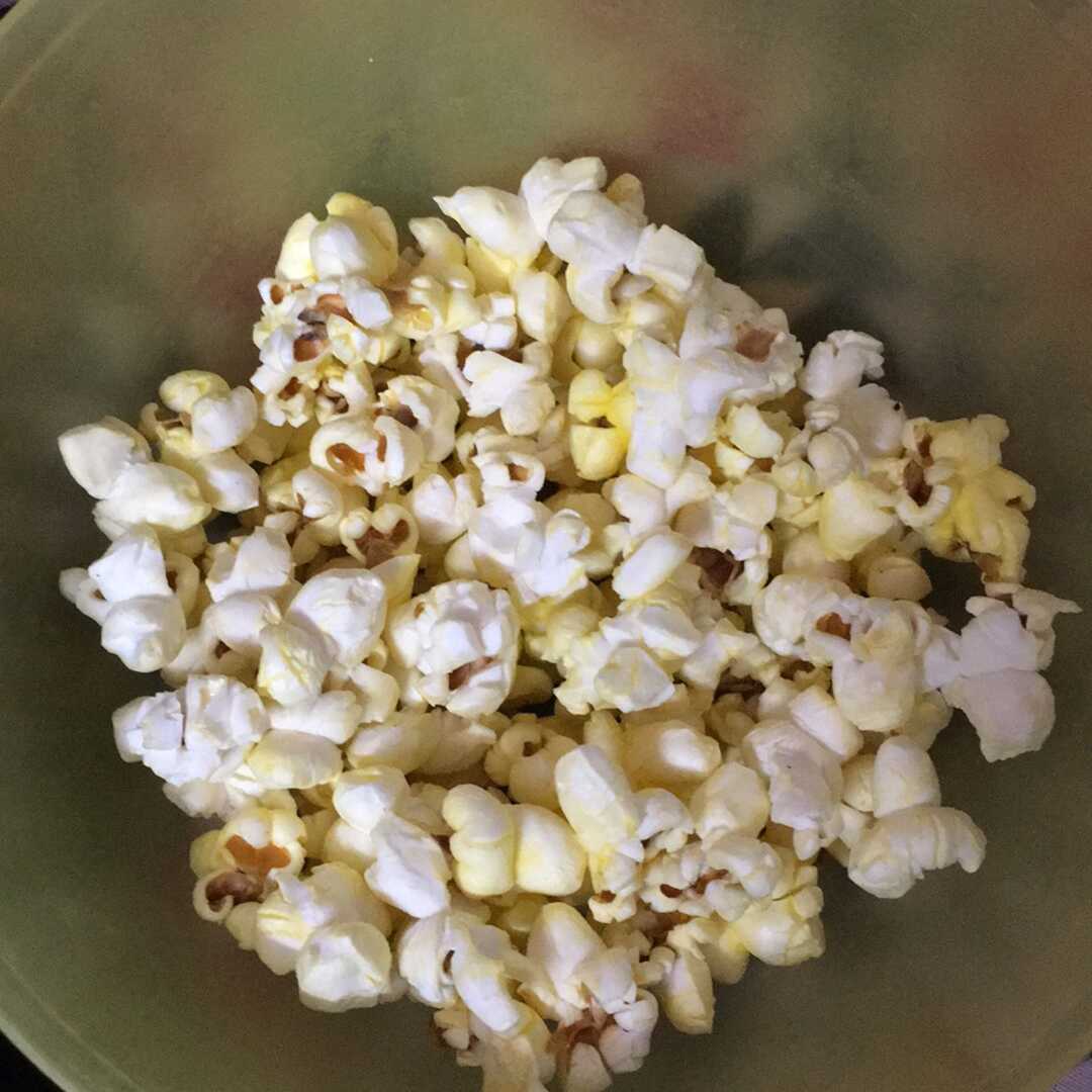 Oil Popped Popcorn (Unsalted)
