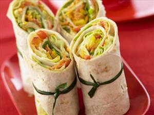 Wrap-Sandwich mit Gemüsefüllung