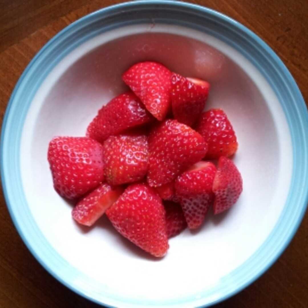 Calories In 3 4 Cup Of Whole Strawberries And Nutrition Facts