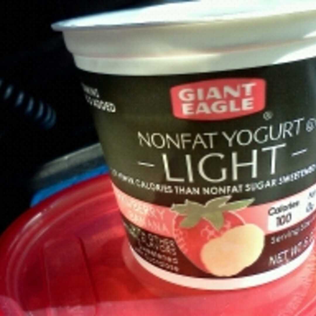 Giant Eagle Nonfat Light Strawberry Banana Yogurt
