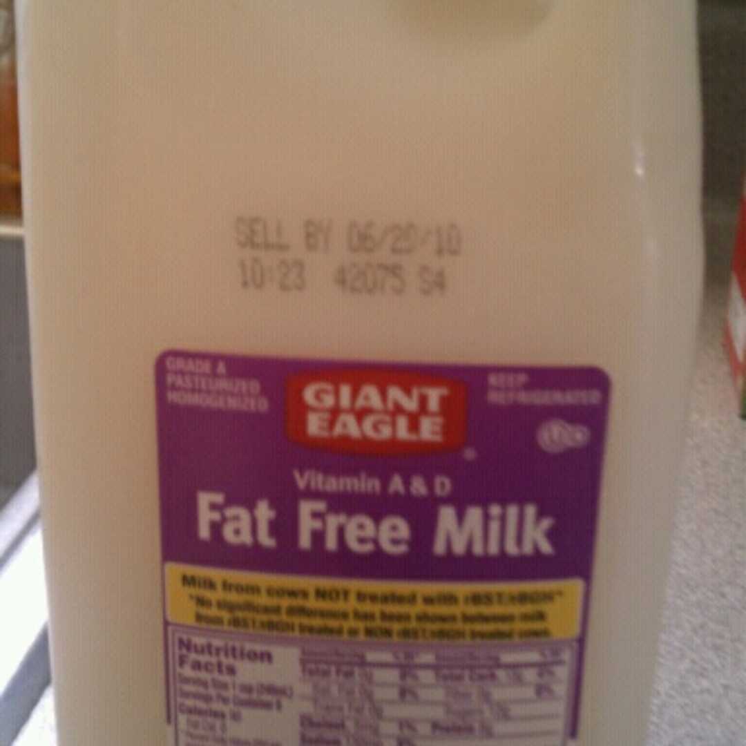 Giant Eagle Fat Free Milk