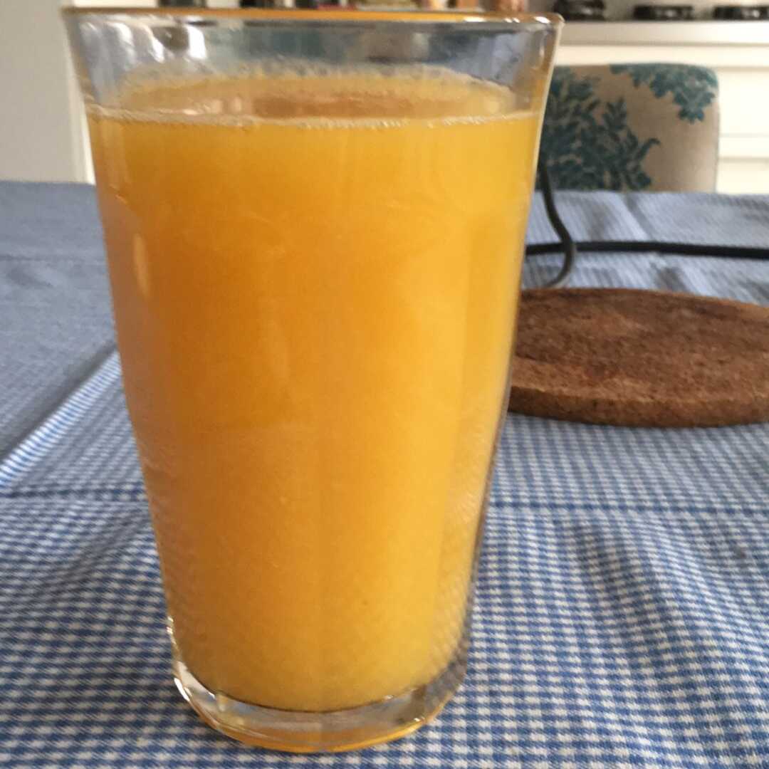 Vers Geperst Sinaasappelsap