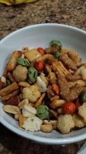Oriental Party Mix (Chili Rice Crackers, Fried Green Peas Sesame Sticks and Peanuts)