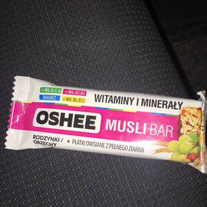Oshee Vitamin Musli Bar Rodzynki/Orzechy