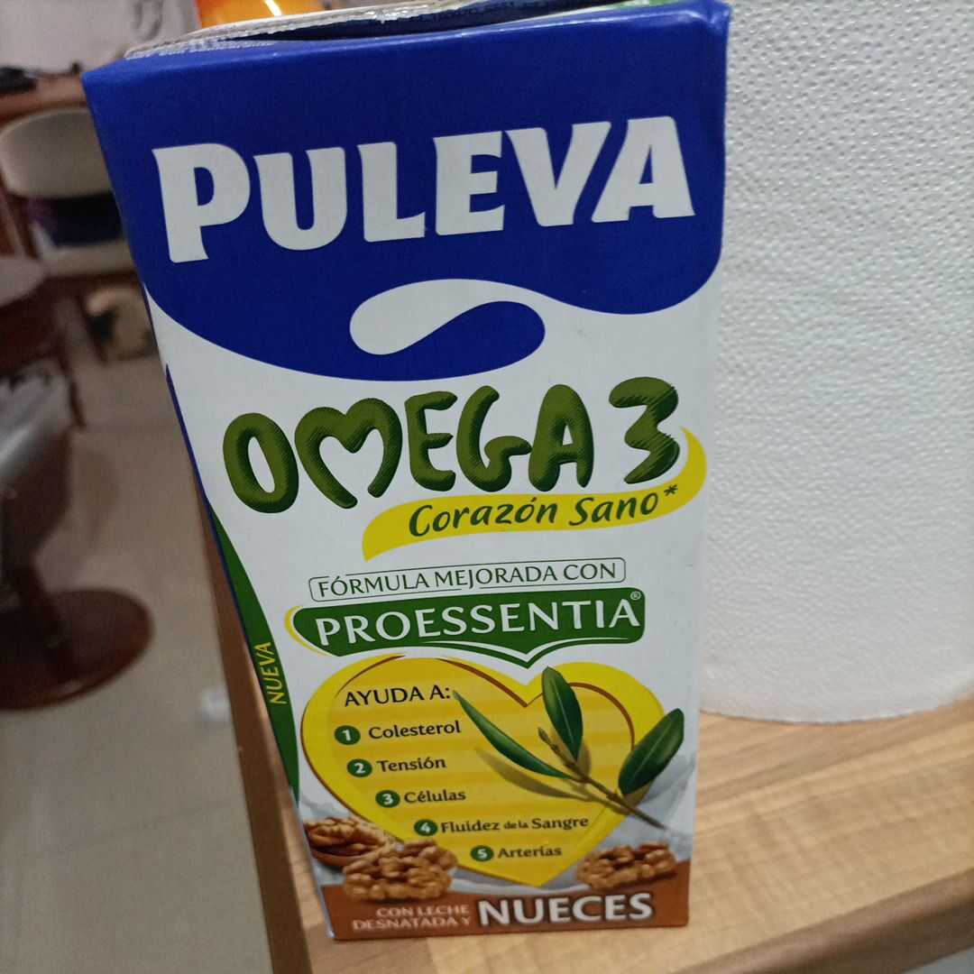 Puleva Leche Desnatada Omega 3 con Nueces
