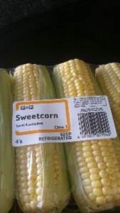 Yellow Sweet Corn (Kernels on Cob, without Salt, Frozen, Drained, Cooked, Boiled)