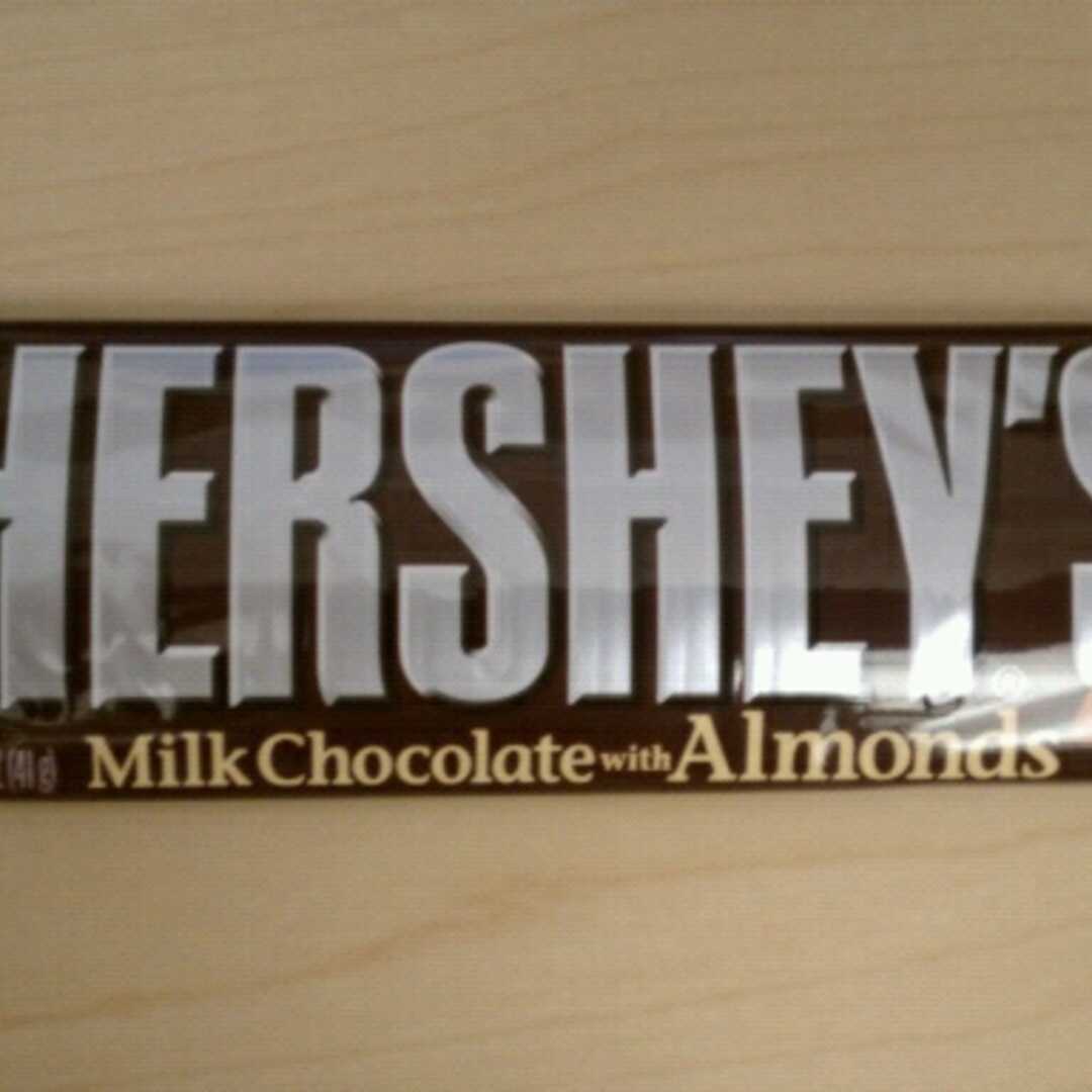 Hershey's Milk Chocolate Bar with Almonds