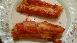 Meatless Cheese Filled Manicotti with Tomato Sauce