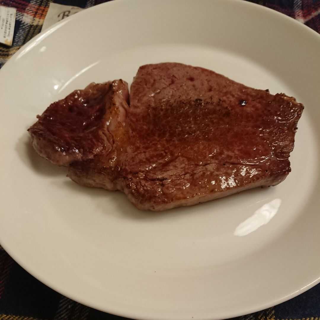 牛肉のステーキ