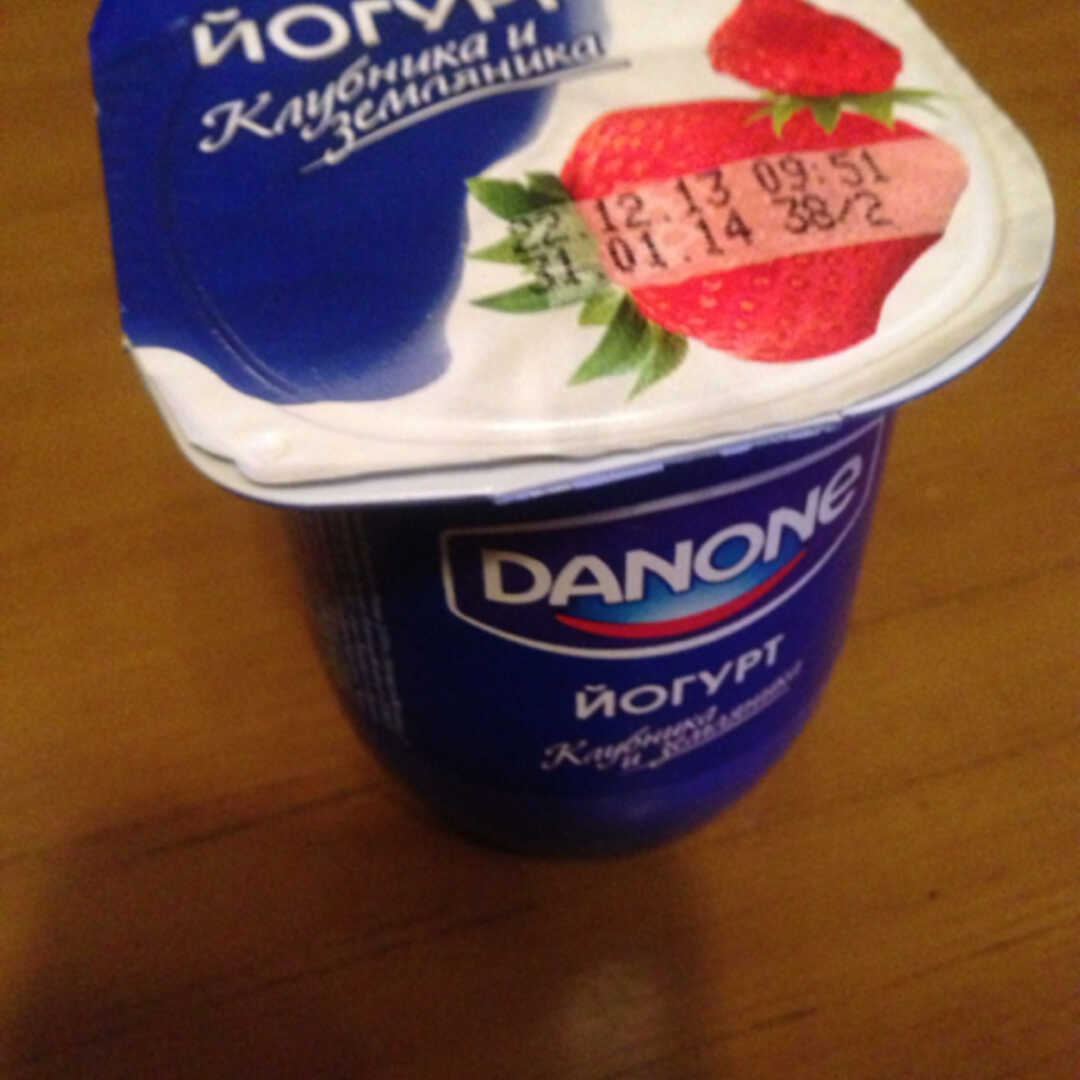 Danone Йогурт с Клубникой и Земляникой 1,6%