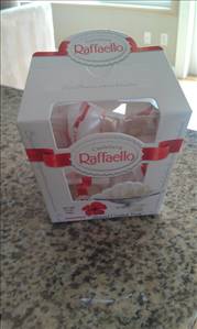 Ferrero Raffaello Almond Coconut Treat