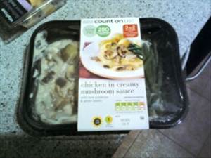 Marks & Spencer Count on Us Chicken Mini Fillets in a Red Wine & Mushroom Sauce