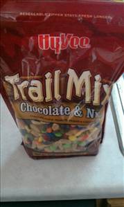 Hy-Vee Chocolate & Nut Trail Mix