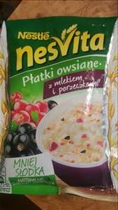 Nestlé Nesvita Płatki Owsiane z Mlekiem i Porzeczkami