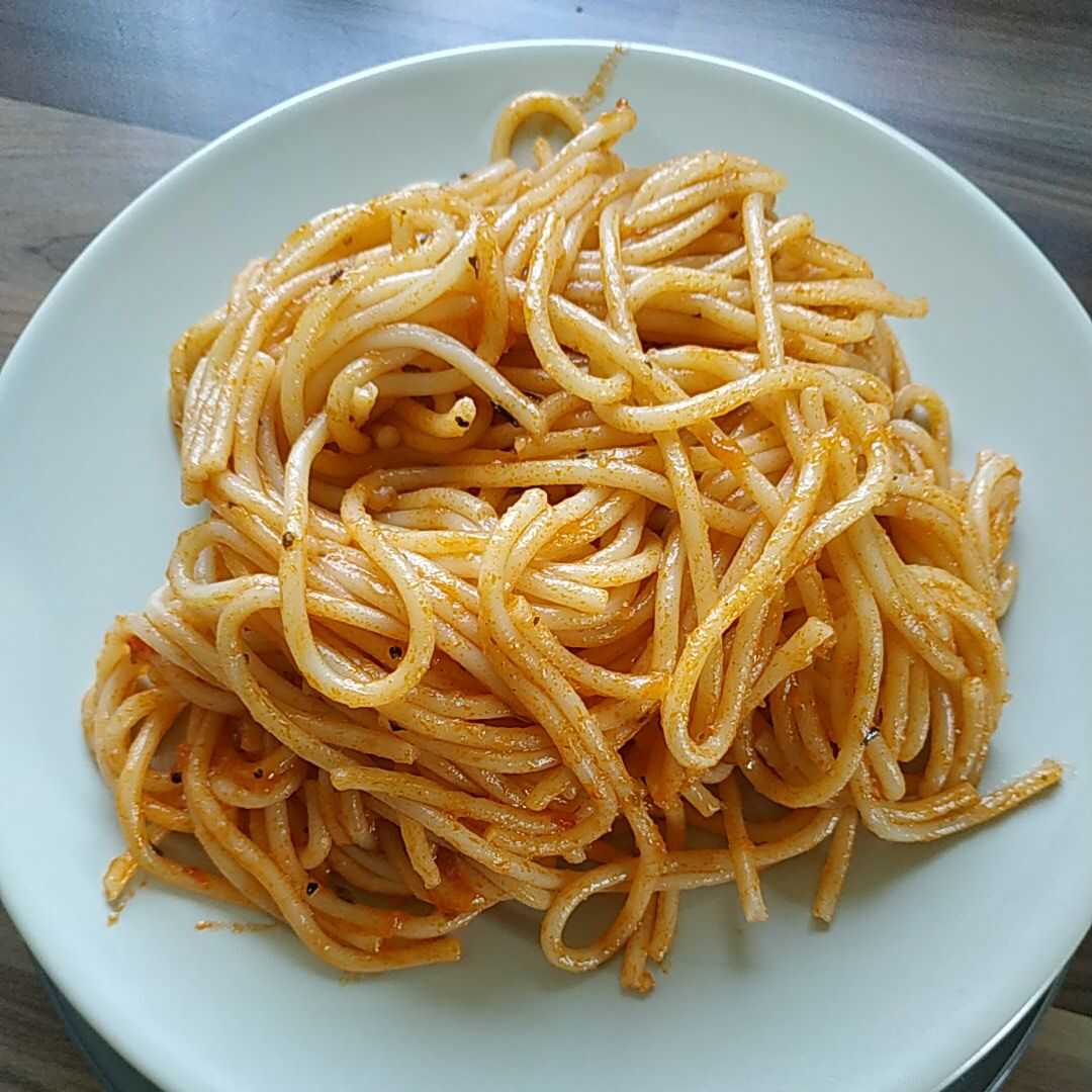 Meatless Pasta with Tomato Sauce