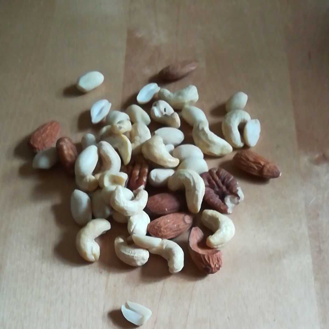 Pähkinäsekoitukset