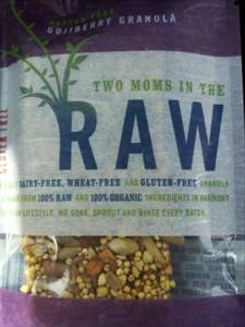 Two Moms in the Raw Gojiberry Granola Bar