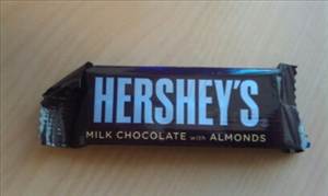 Hershey's Milk Chocolate Bar with Almonds (Giant)