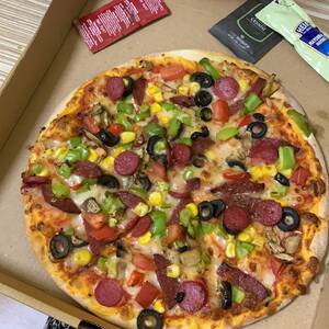 Etli ve Sebzeli Pizza (36 cm)