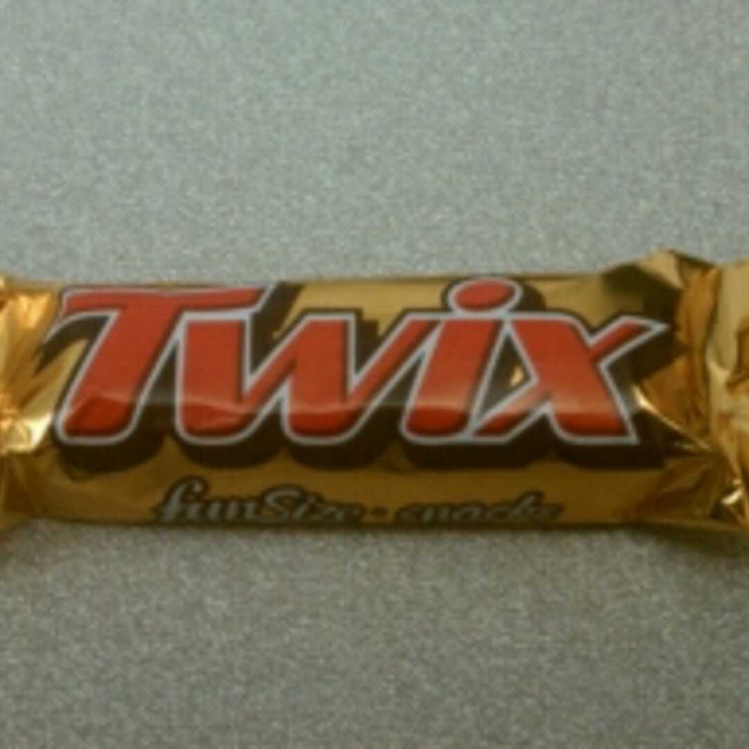 Mars Twix Caramel Cookie Bars (Fun Size)