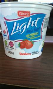 Giant Food Light Nonfat Strawberry Yogurt