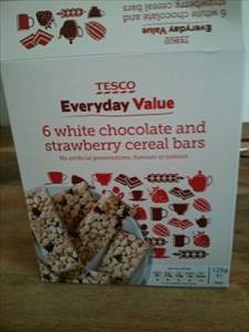 Tesco Value White Chocolate & Strawberry Cereal Bar