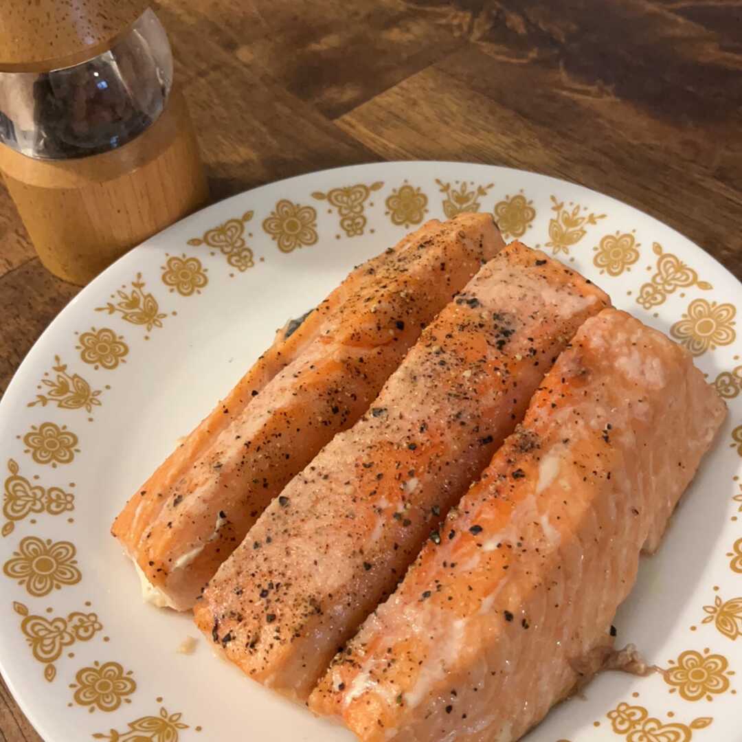 Baked or Broiled Salmon
