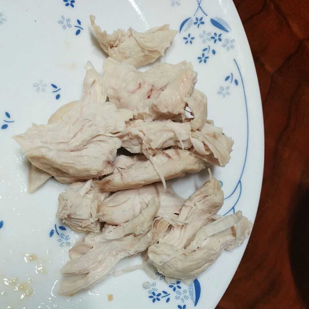 닭고기 가슴살 (껍질 먹지않음)
