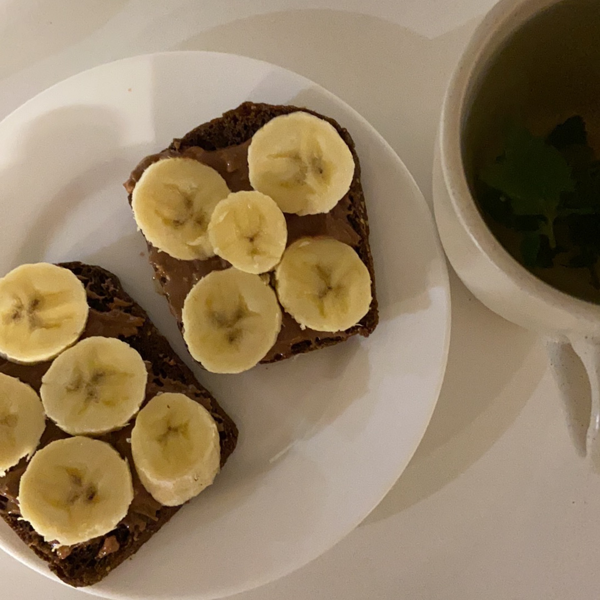 Хлебцы с арахисовой пастой