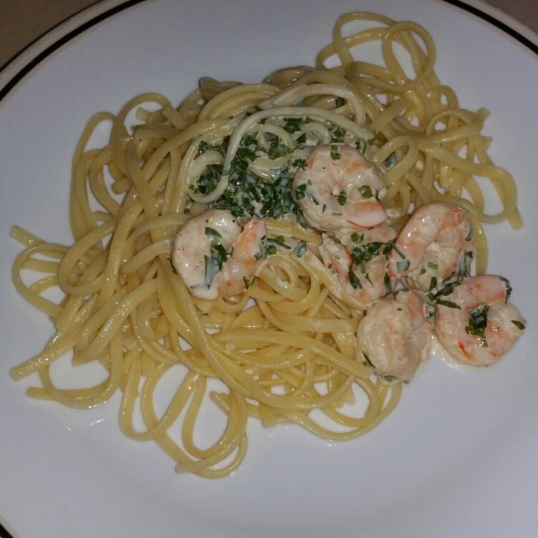 Shrimp and Noodles with Cheese Sauce (Mixture)