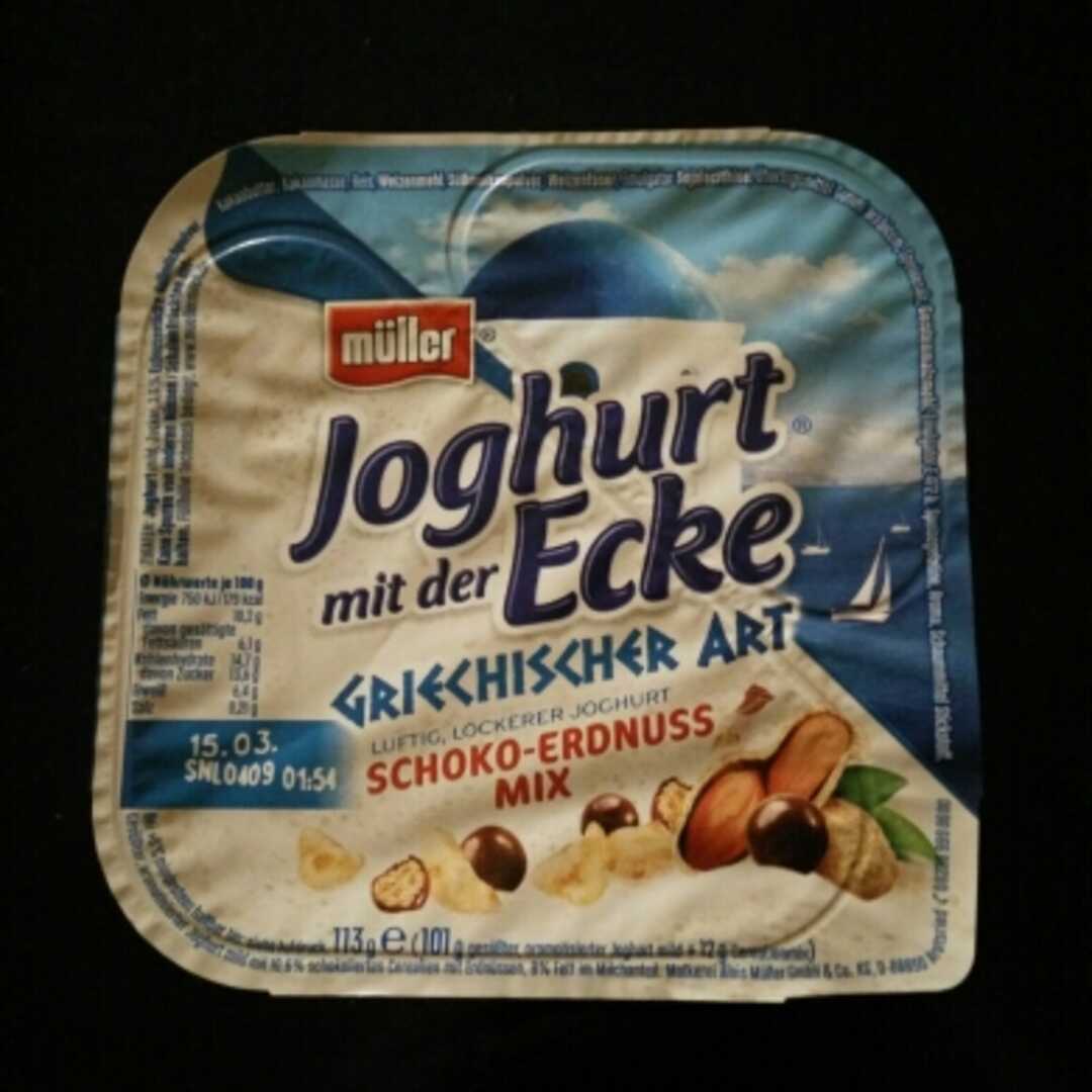 Müller Joghurt mit der Ecke Griechischer Art Schoko-Erdnuss Mix