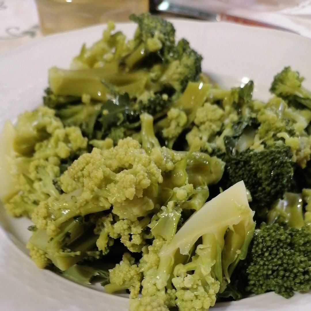 Broccoli Cotti (senza Aggiunta di Grassi in Cottura)