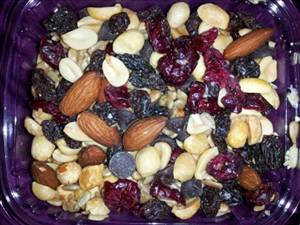 Trail Mix with Chocolate Chips, Nuts and Seeds (Unsalted)