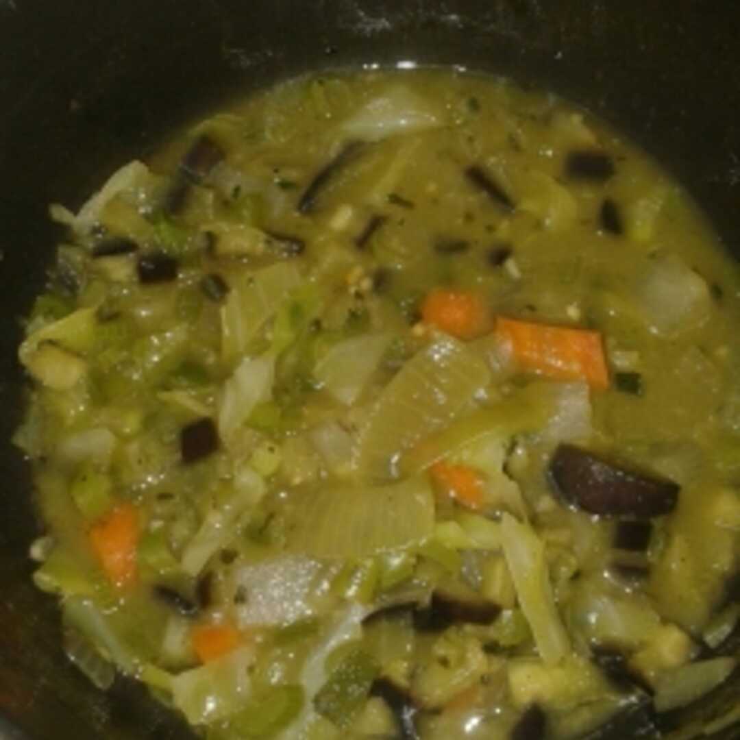 Sopa de Vegetais Vegetariana (Preparada com Água)