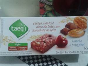 Taeq Barra de Cereal de Cereja, Nozes, Doce de Leite e Chocolate Ao Leite
