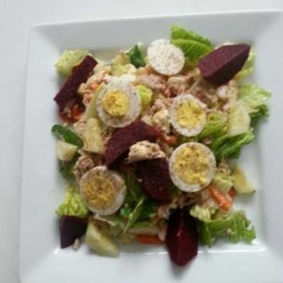 Lettuce Salad with Assorted Vegetables