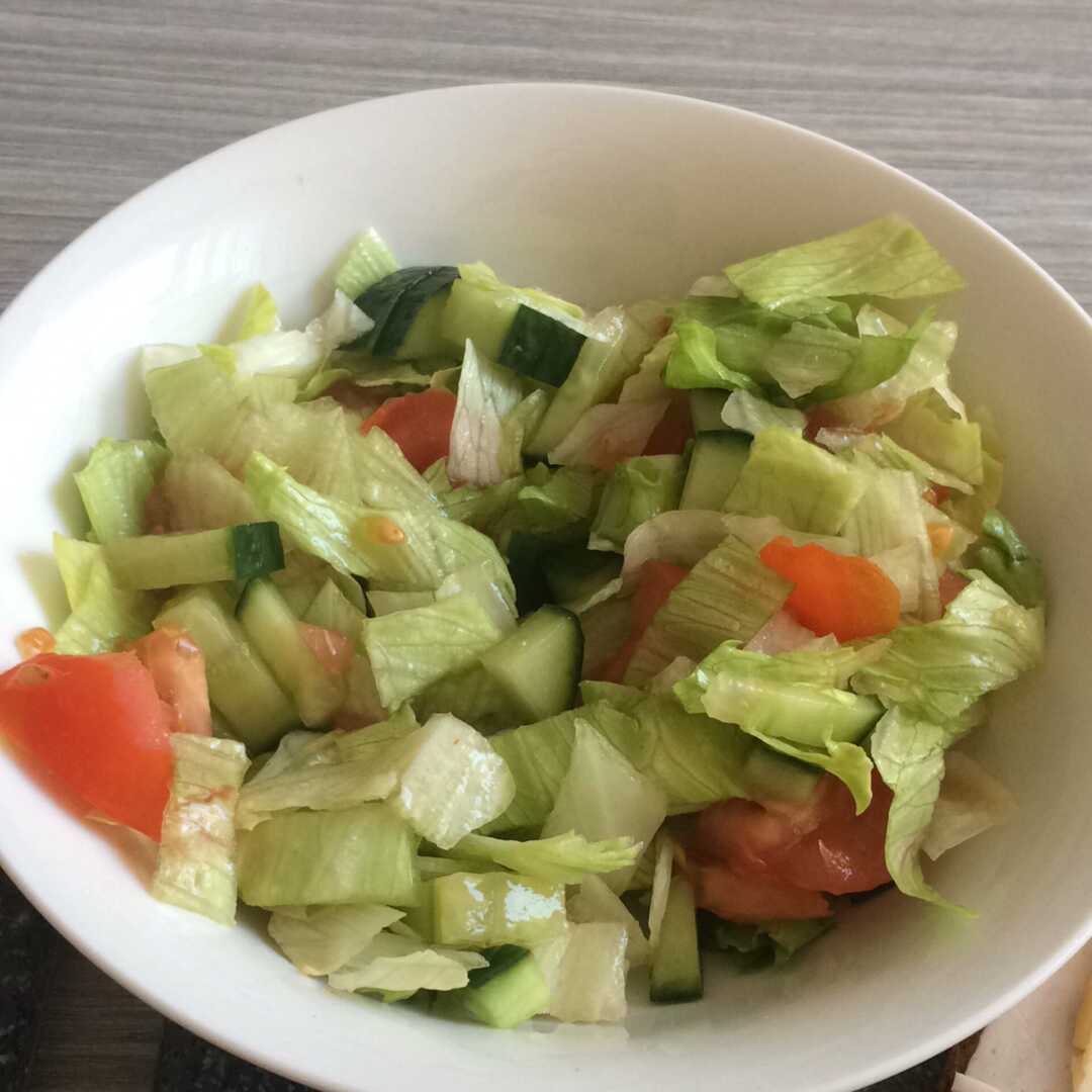Salade met Diverse Soorten Sla (Inclusief Tomaten en/of Wortelen)