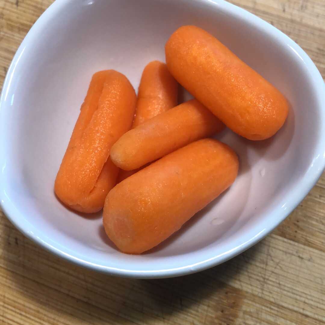 Compliments Whole Baby Carrots