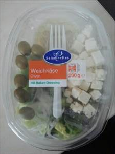 Saladinettes Weichkäse-Oliven-Salat