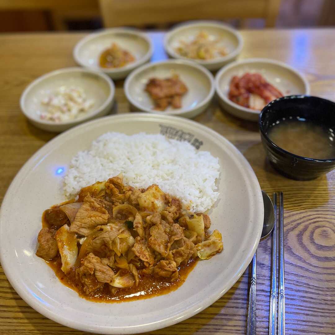 김밥천국 제육덮밥