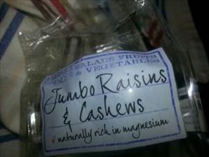 Marks & Spencer Jumbo Raisins & Cashews
