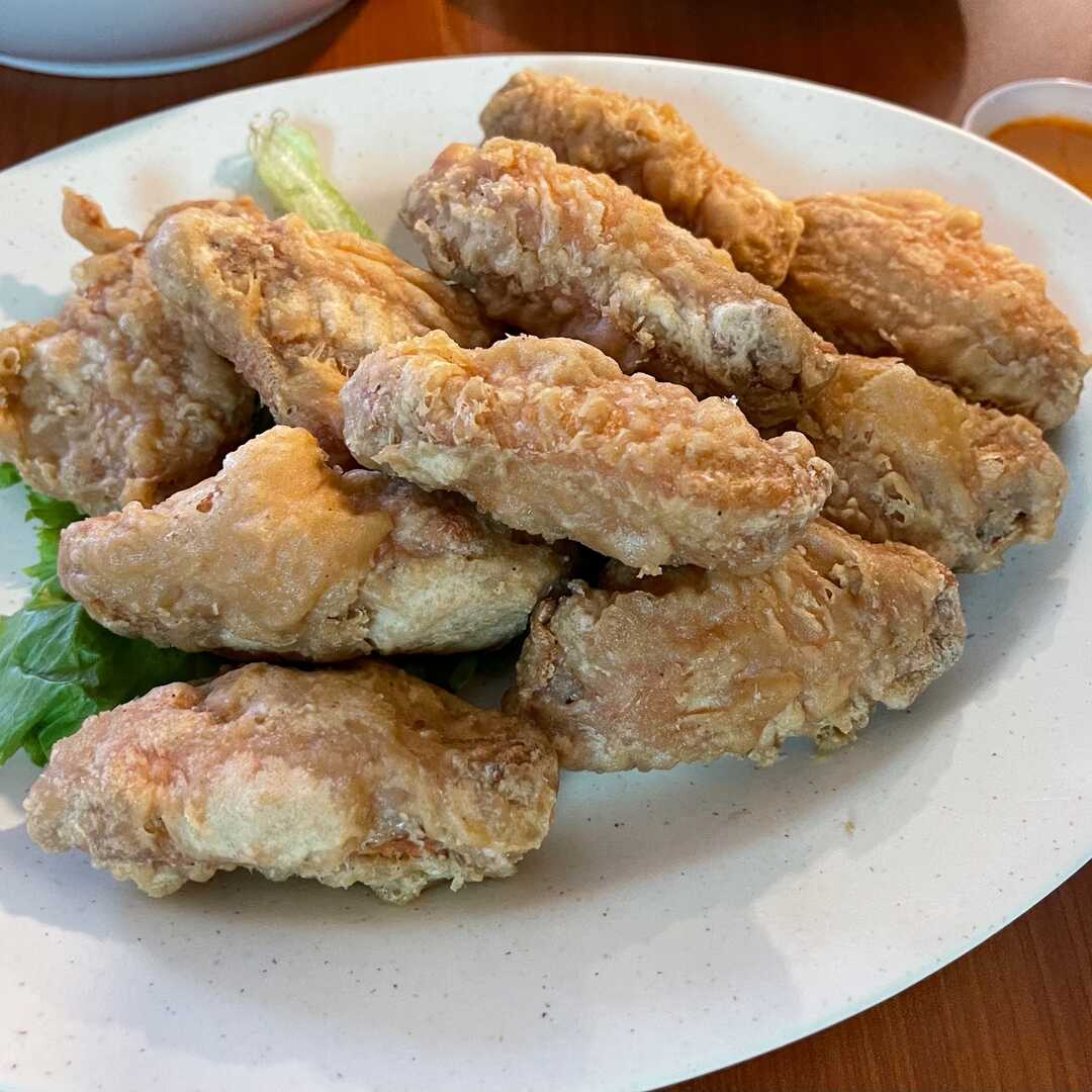Chicken Wing Meat and Skin (Floured, Fried, Cooked)