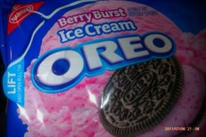 Oreo Berry Burst Ice Cream