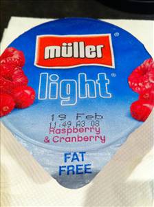 Muller Light Raspberry & Cranberry