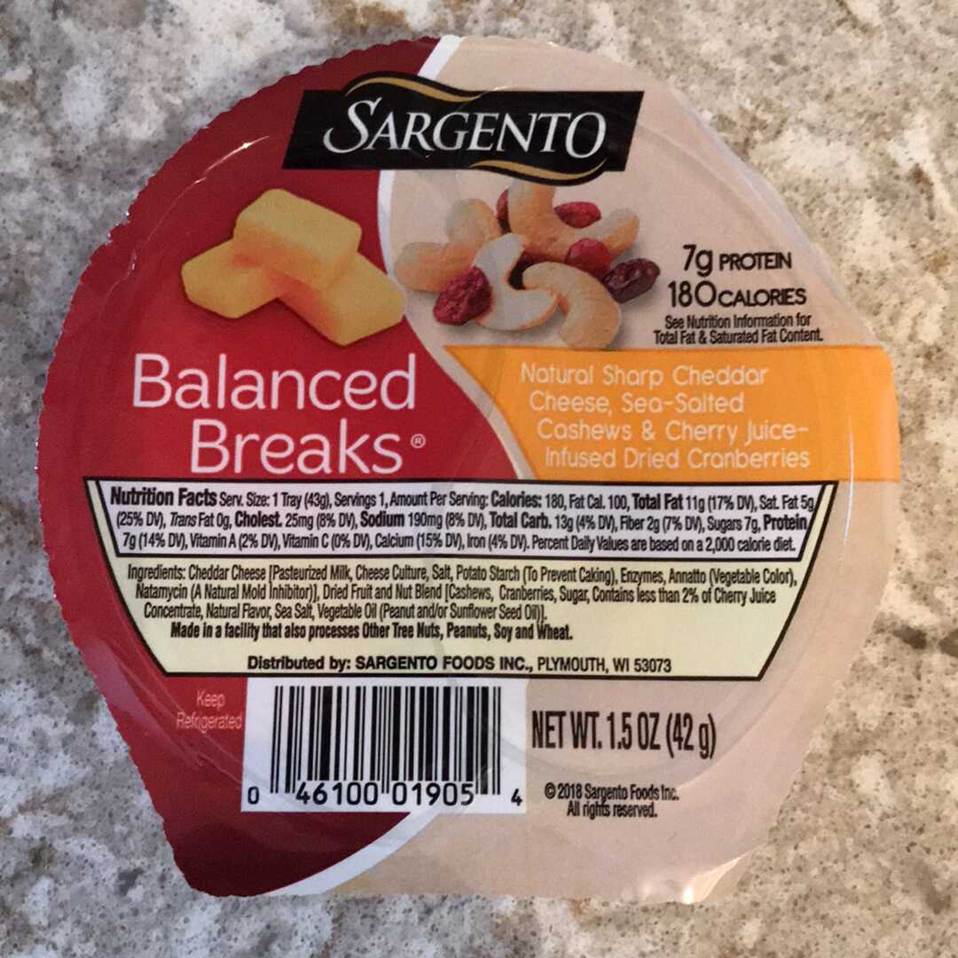 Sargento Balanced Breaks Natural Sharp Cheddar Cheese with Cashews and Cranberries